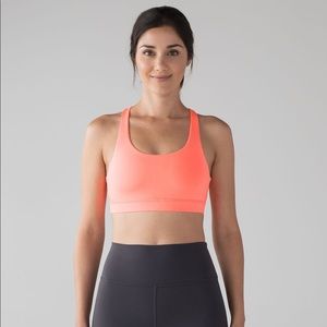 Lululemon Invigorate Bra Size 4
